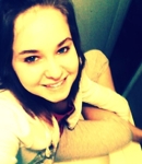 chloe[: